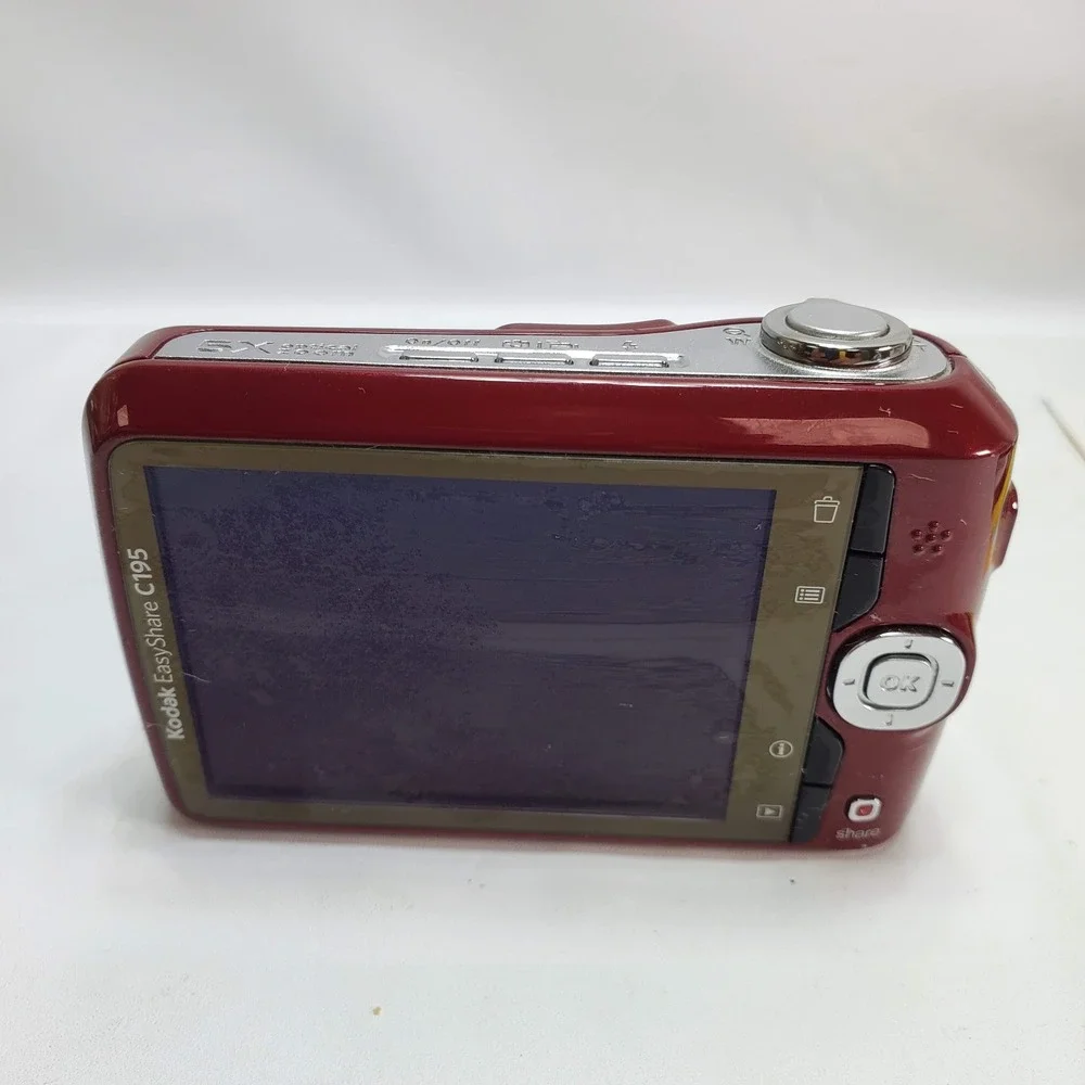 Kodak EasyShare C195 Digital Camera Red 14MP 5x Zoom Retro Digicam Bundle